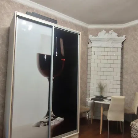 с балконом в центре города Odessa