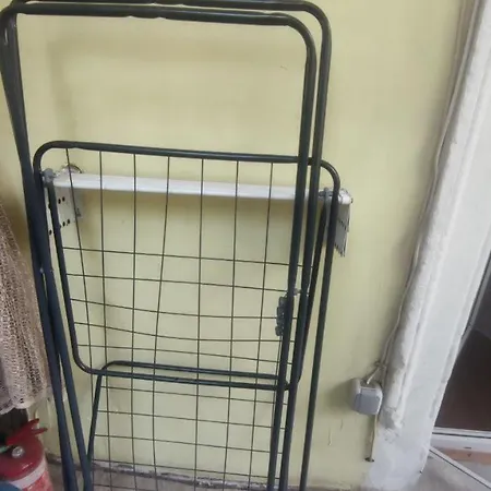 с балконом в центре города Odesa