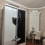 с балконом в центре города Odessa